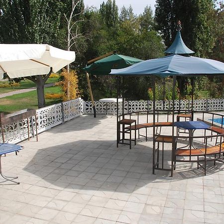 Hotel " У Татьяны" Tscholponata Exterior foto